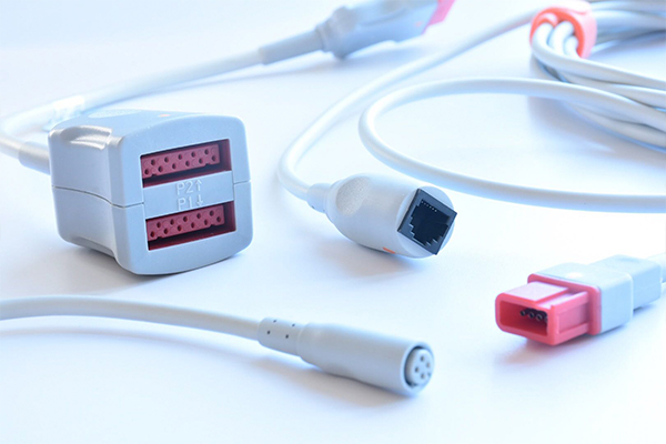 Adapter and Convert Cables product image 2 of 15